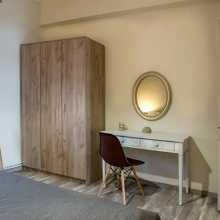 Varka Apartment Makrygialos Buitenkant foto