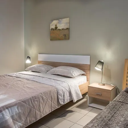 Varka Apartment Makrygialos Buitenkant foto
