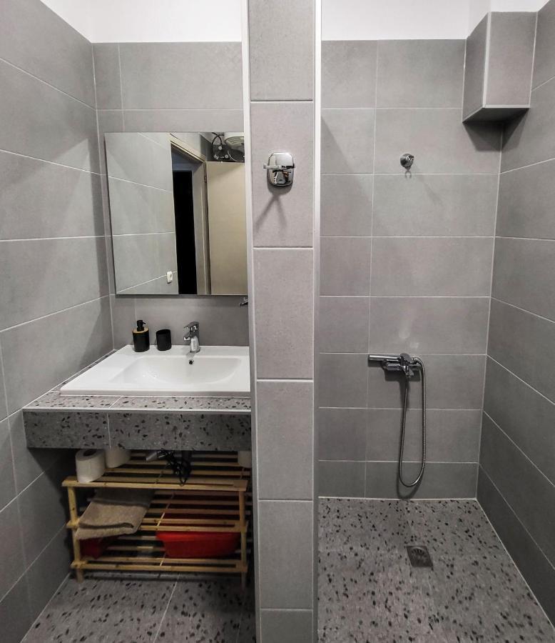 Varka Apartament *